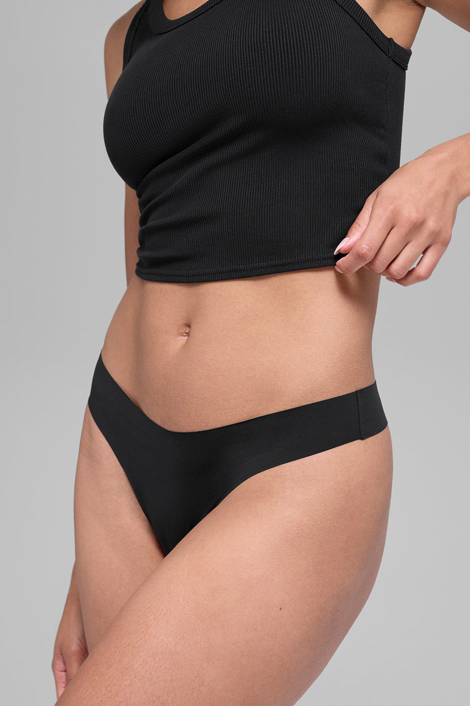 Airbrush Invisible Thong - Black