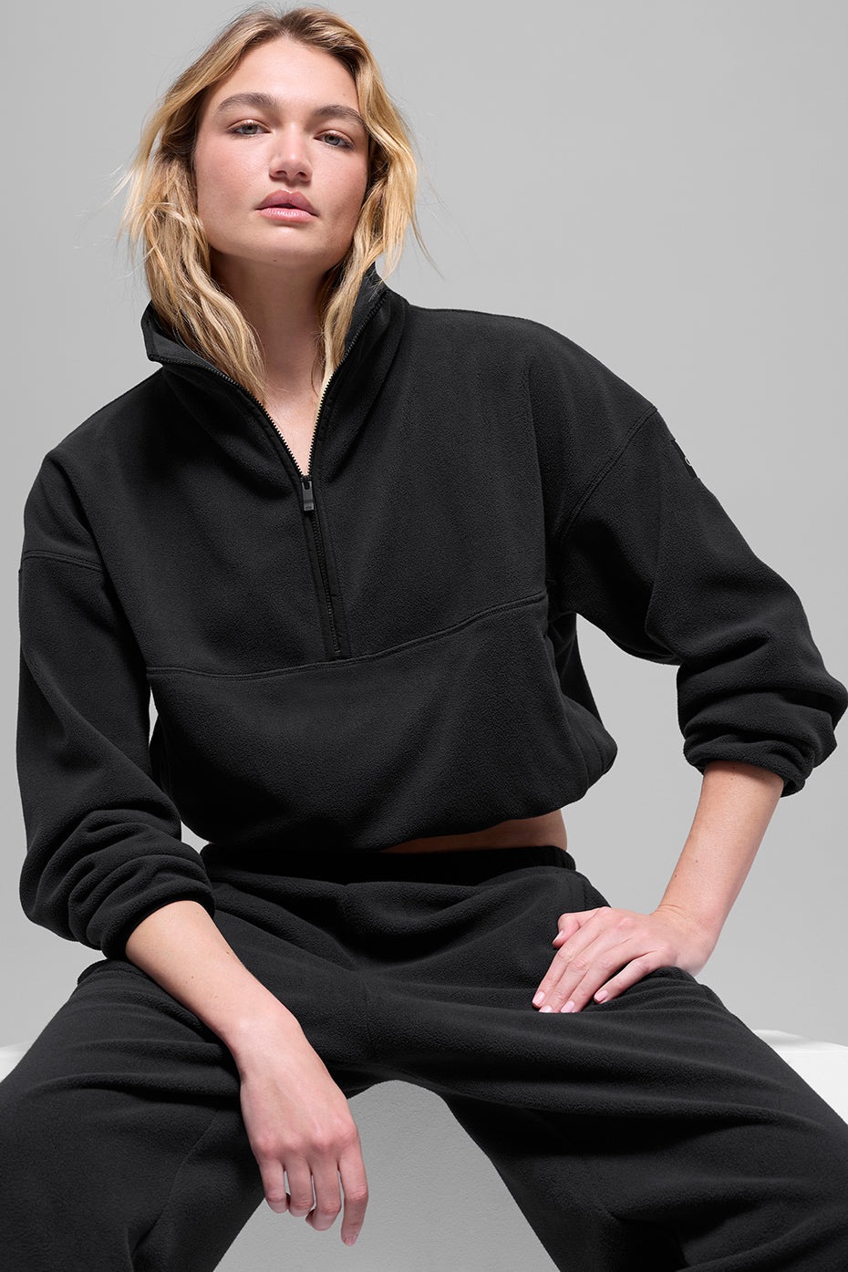 Polar Fleece Retreat Cover Up - Black